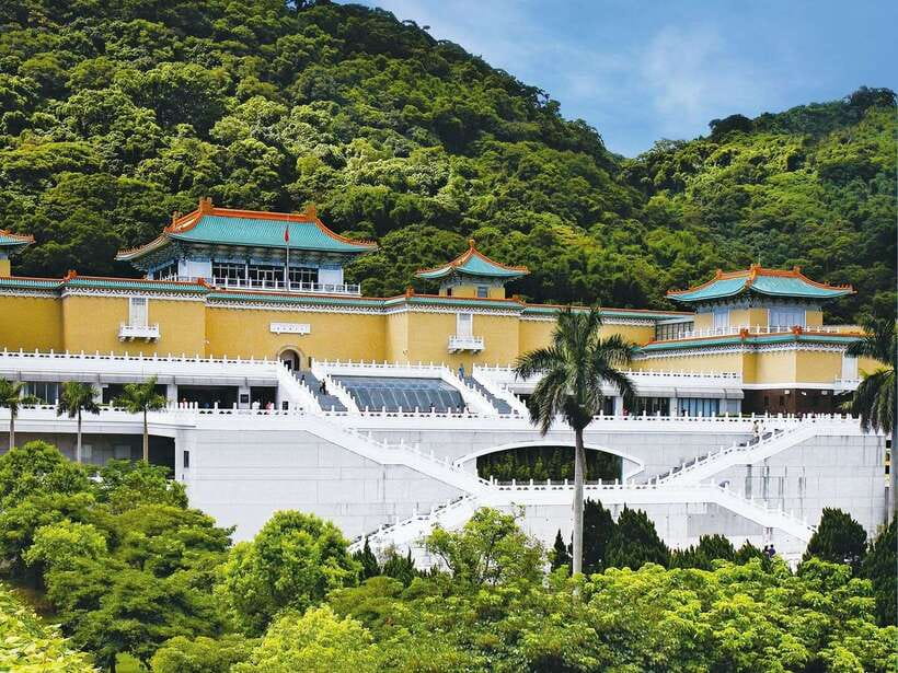 Taipei: Morning City Tour with National Palace Museum Entry - National Palace Museum: 80 minutes with imperial treasures