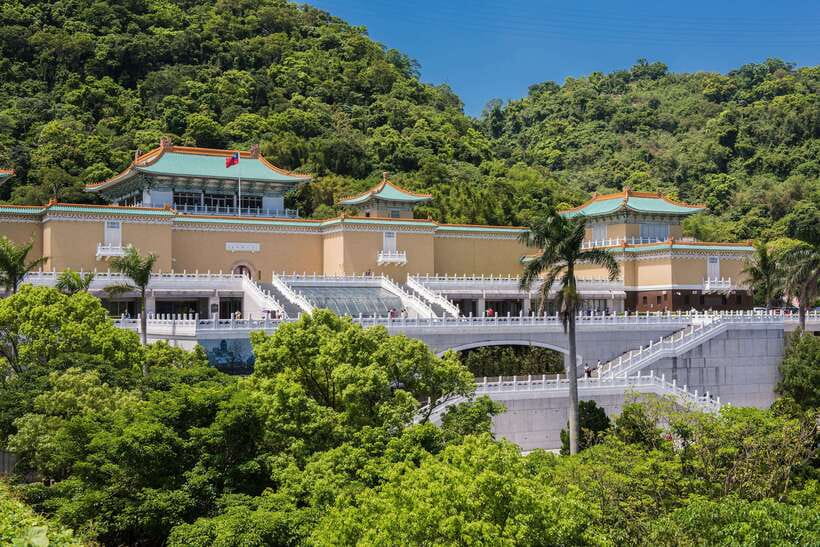 Taipei: National Palace Museum E-Ticket - Zhishan Garden adds a quieter second half