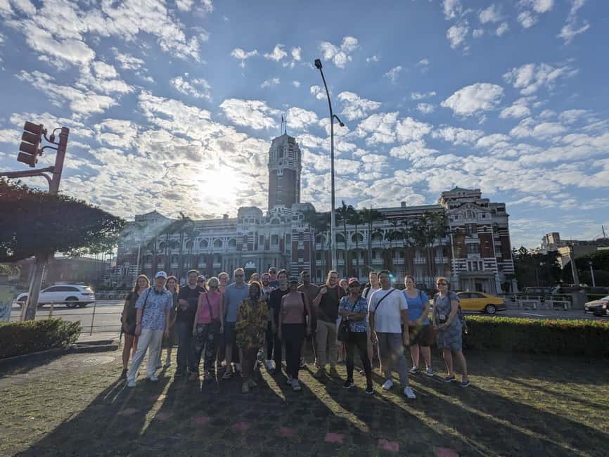 Taipei: Old Town Walking Tour - Key points at a glance