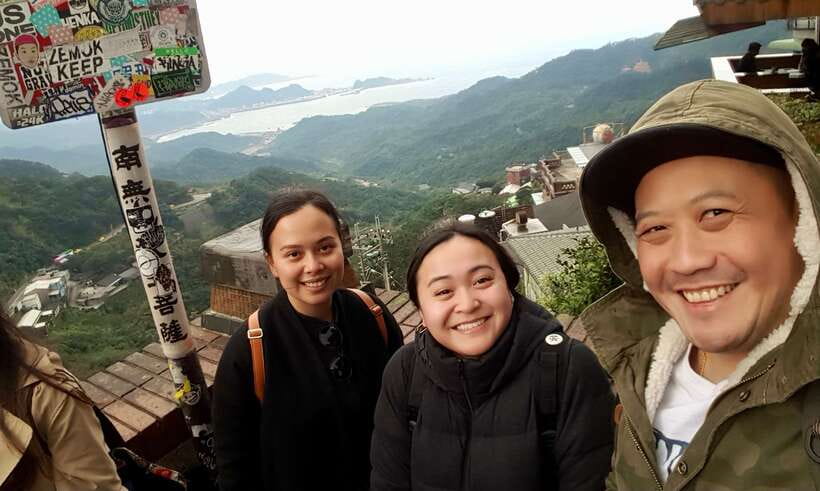 Taipei Private Custom Tour with a Local: Icons & Hidden Gems - Ximending’s street art and independent shops