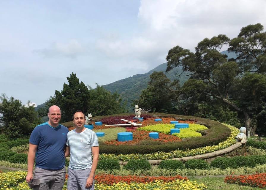 Taipei: Private Day Tour by Car - National Palace Museum, with a Monday warning