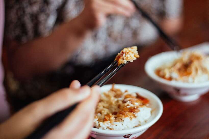 Taipei: Private Food Tour – 10 Tastings with Locals - Who will enjoy this Taipei food walk?
