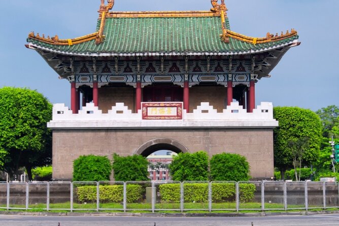 Taipei Scavenger Hunt and Sights Self-Guided Tour - The Red House and Taipei’s More Playful Side