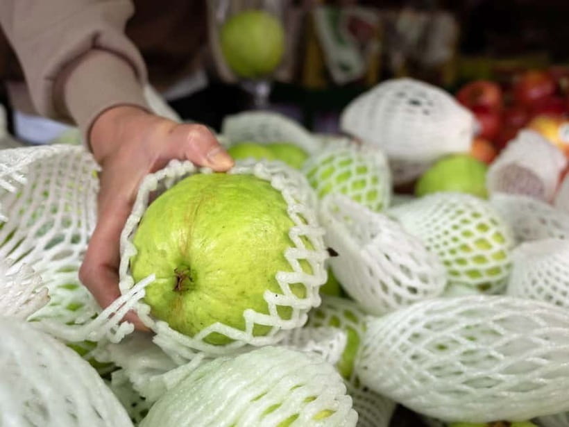 Taipei: Taiwan Traditional Breakfast & Market & Tea Tasting - Starting at Lanzhou Market