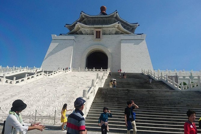 Taipei Taster: Layover Escapes in 4-Hour Private Tour - A flexible guide makes the difference