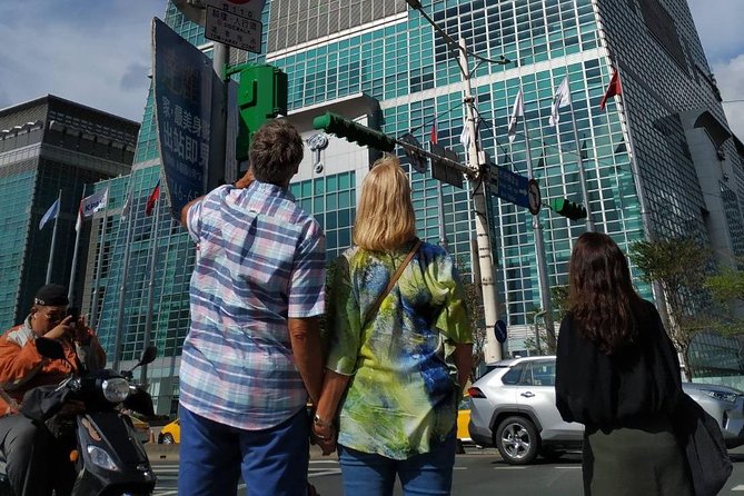 Taipei Taster: Layover Escapes in 4-Hour Private Tour - The 50-minute road to Taipei