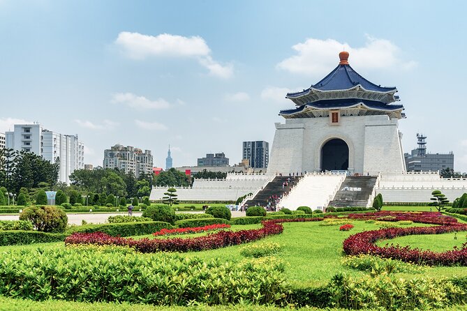 Taipei Touchdown: Make the Most of Your 6-Hour Layover - Taipei 101: the skyline stop