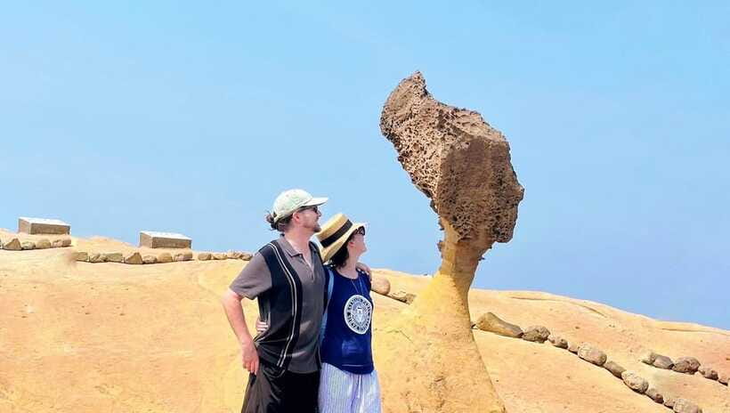 Taipei: Yangmingshan, Yehliu, and Jiufen Shifen Day Tour - What to bring and who should skip it