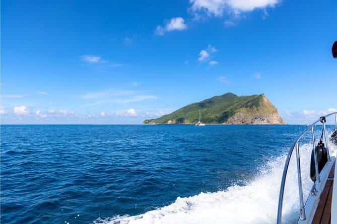 Taiwan TST : Private Tour Taipei, Yangmingshan, Beitou, Tamsui - What the private car really adds
