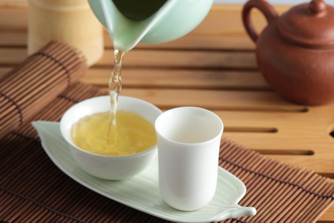 Taiwanese Baking Class with Oolong Tea Tasting in Taipei - Why Pineapple Cakes Mean More Than Dessert