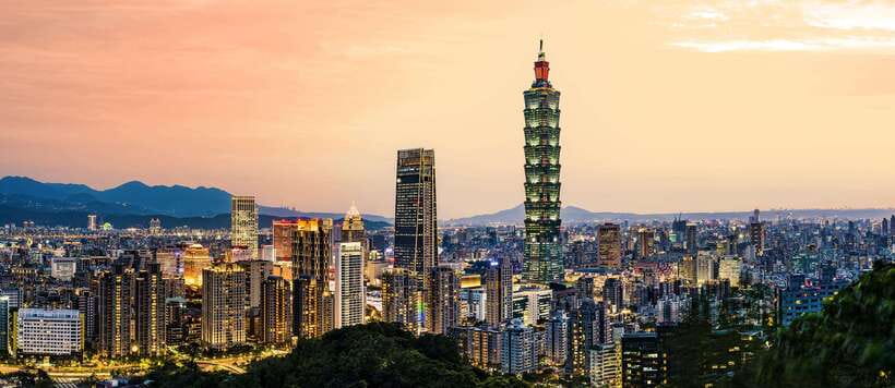 Taoyuan Airport: Layover Taipei City Tour - The $199 price: fair convenience, not a bargain