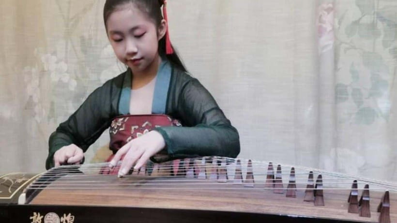 Wear Hanfu and play guzheng - Key points at a glance