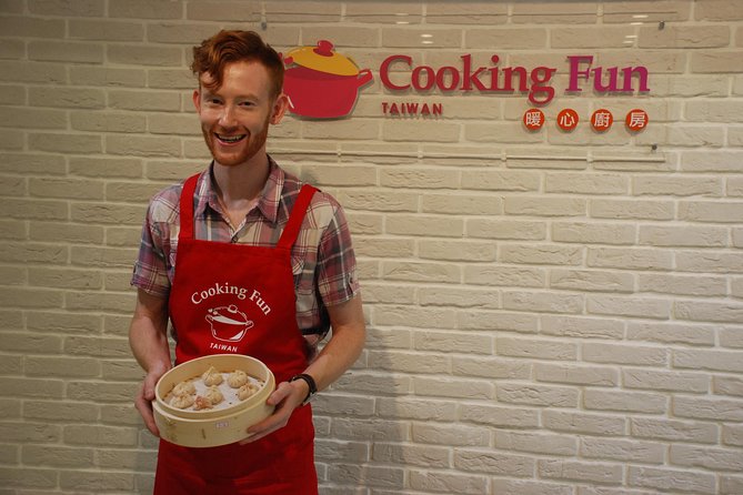 Xiao long bao, Pork thick soup, Bubble milk tea. (Taiwan Cooking Class)-B - Vivian and the small teaching team