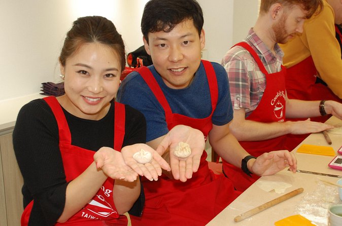 Xiao long bao, Pork thick soup, Bubble milk tea. (Taiwan Cooking Class)-B - Practical details that make the afternoon easier