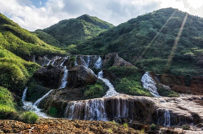 Yehliu, Golden Waterfall, Jiufen, Shifen Day Tour - Is $41 good value?