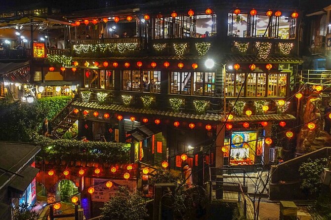 Yehliu, Jiufen & Shifen Taiwans North Coast Day / Night Tour - Who should choose this northern-coast tour?